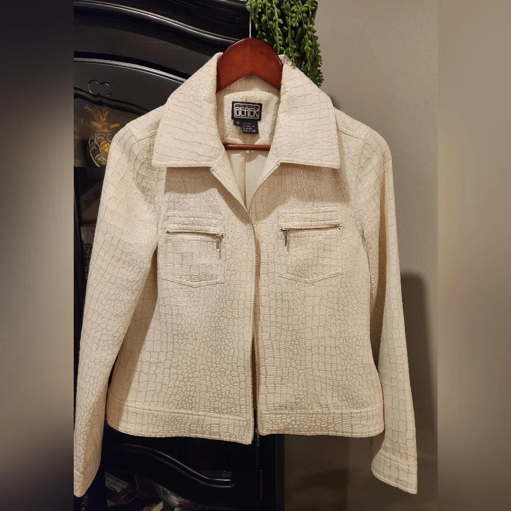 Short jacket - Picture 1 of 7